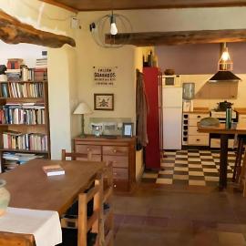 La Esmeralda: El Alojamiento estrella de Amaicha del Valle, hotel in Amaicha del Valle