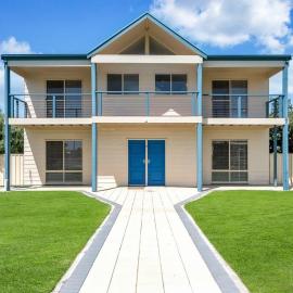 Two Blue Doors - All Linen Included