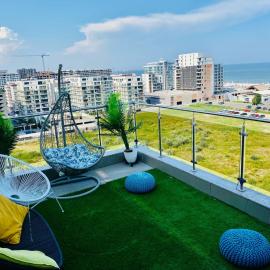 Dolce Aqua Summerland Apartments