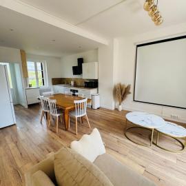 Joli Logis, hotel in Paray-le-Monial