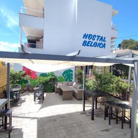 Hostal Bélgica, hotel in Palmanova