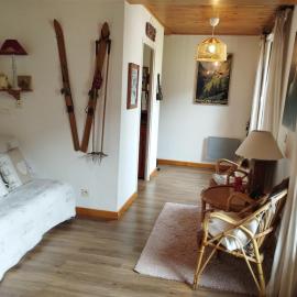 Cozy studio à coté du lac, hotel u gradu Jausiers