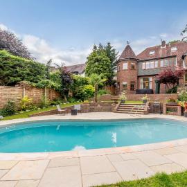 Forest Getaway - Countryside Retreat near Windsor, hotel u gradu 'Hedgerley'