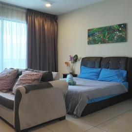 TREFOIL@SETIA CITY, STUDIO UNIT,HOMESTAY