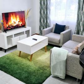 Marvel Homes Modern 1BR Fast WiFi Balcony Near Town Perfect for Work & Stay, hotel di Meru