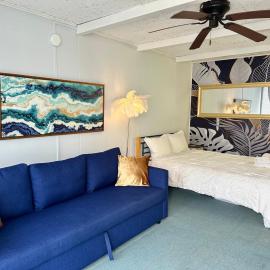 Cozy condo steps from the ocean and Seacrets, hotel u gradu 'Ocean City'