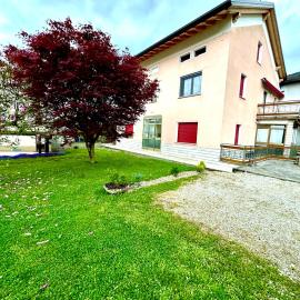Villa Serena B&B Seren del Grappa、Seren del Grappaのホテル