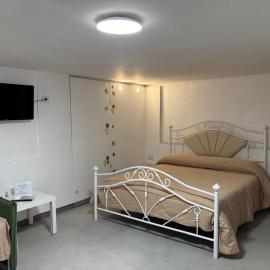 B&B IL GIRASOLE, Hotel in Maddaloni