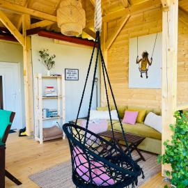 Cottage by the Lake, hotel u gradu Balatonudvari