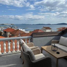 Apartments Puntamika, hotel a Zadar