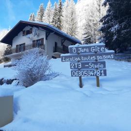Ô Jura Gîte, appartement T3 Ecureuil, hotel v mestu Lajoux