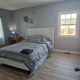 LG cozy room, shared bathroom