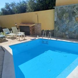 exclusive use swimming pool available from 1May to 30 October