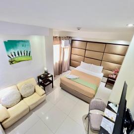 Canberry Hotel