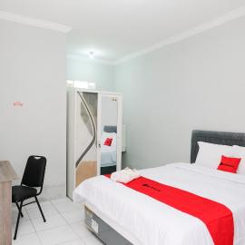 RedDoorz Syariah at Joa Homestay Goodean Sleman Yogyakarta, hotel a Godean