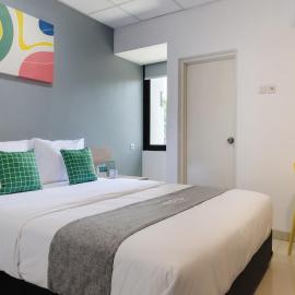 Mono Coliving Brotojoyo, Semarang, hotel in Stasiun Tawang