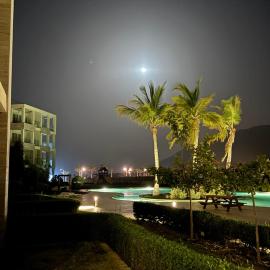 Jebel Sifah Golf Lake Resort