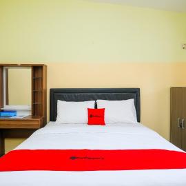 RedDoorz Syariah at Omah Pathok Malioboro, hotel in Yogyakarta