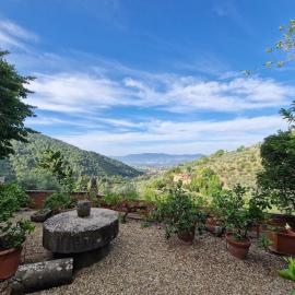 Il Palazzaccio - Tuscan Historical Villa in Reggello, Hotel in Reggello