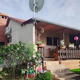 Holiday house, hotel Pulában