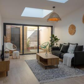 La Maison Scandi-Loire Classée 3 étoiles à ORLEANS en bord de Loire - 3 chambres avec Garage