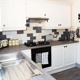 5bed house town centre location up to 10 guests