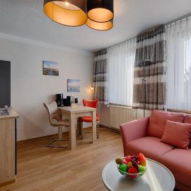 Zur Eiche, hotel in Ahlbeck