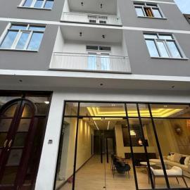 Viesnīca Hotel INTERnazionale pilsētā Ajakučo