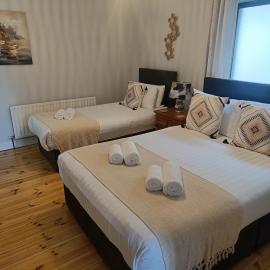 Dingle Atlantic Lodge Accommodation, hotel em Dingle