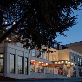 Crowne Plaza East Midlands Airport by IHG, מלון בדרבי
