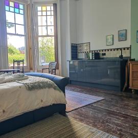 Seaside studio for business or holiday travellers