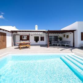 VillaSue, hotel in Tías