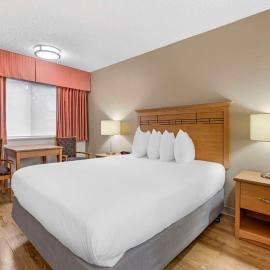 Best Western Aladdin Inn, hotelli kohteessa Kelso