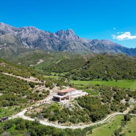 Oda Tozaj, hotel v destinácii Kallarat
