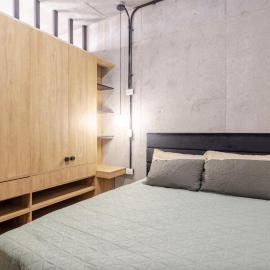 Stylish Private Room City Views & Prime Location