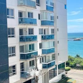 Apartamento peracanga com vista para o mar