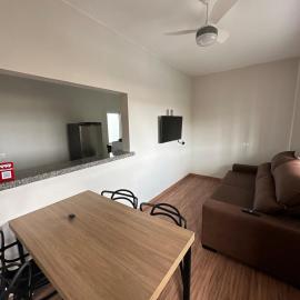 Apartamento Confortavel Centro Monte Carmelo, hotel v destinaci Monte Carmelo