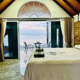 La Seahorse Homestay, private villa sea view Sebong Pereh, Bintan Island, hotel Sebungpelangka városában