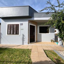 Casa 2 quartos em Bairro Nobre, Hotel in Santo Ângelo