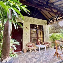 Raja's Bungalows