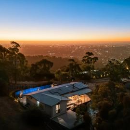 Teringie Retreat with Breathtaking Views