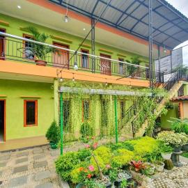 RedDoorz Syariah at Graha Adi Karya Kartasura, hotel v destinaci Kartosuro