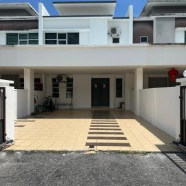 Ulike~home stay~Setia residen~4room