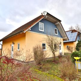 Idyllisches Haus am See, hotel a Verchen
