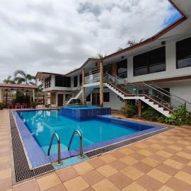 AlSafina Kijal Beach Resort & Restaurant, viešbutis mieste Kijalas