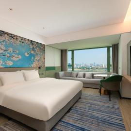 Holiday Inn Wuhan Riverside by IHG