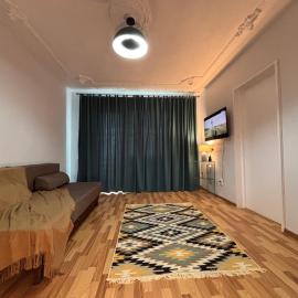 Rent Apartments Barlad 2, hotel i Bîrlad