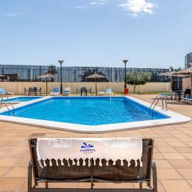Hospedium Hotel Abril, ξενοδοχείο σε San Juan de Alicante