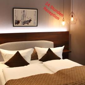 Lobinger Hotel Weisses Ross & Restaurant, hotel sa Langenau