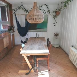 Grosse Charmante Wohnung, Hotel in Erlach